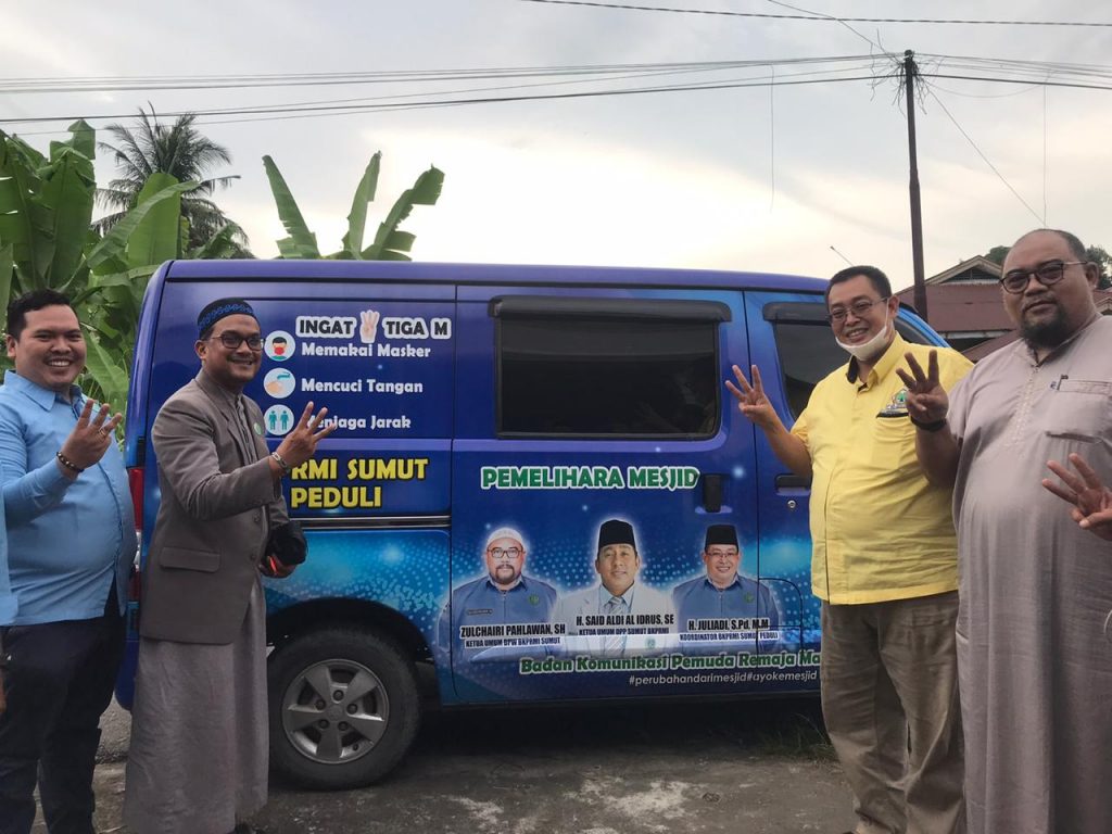 Juliadi, Calon Walikota Binjai Serahkan Mobil Kepada Pengurus DPD BKPRMI