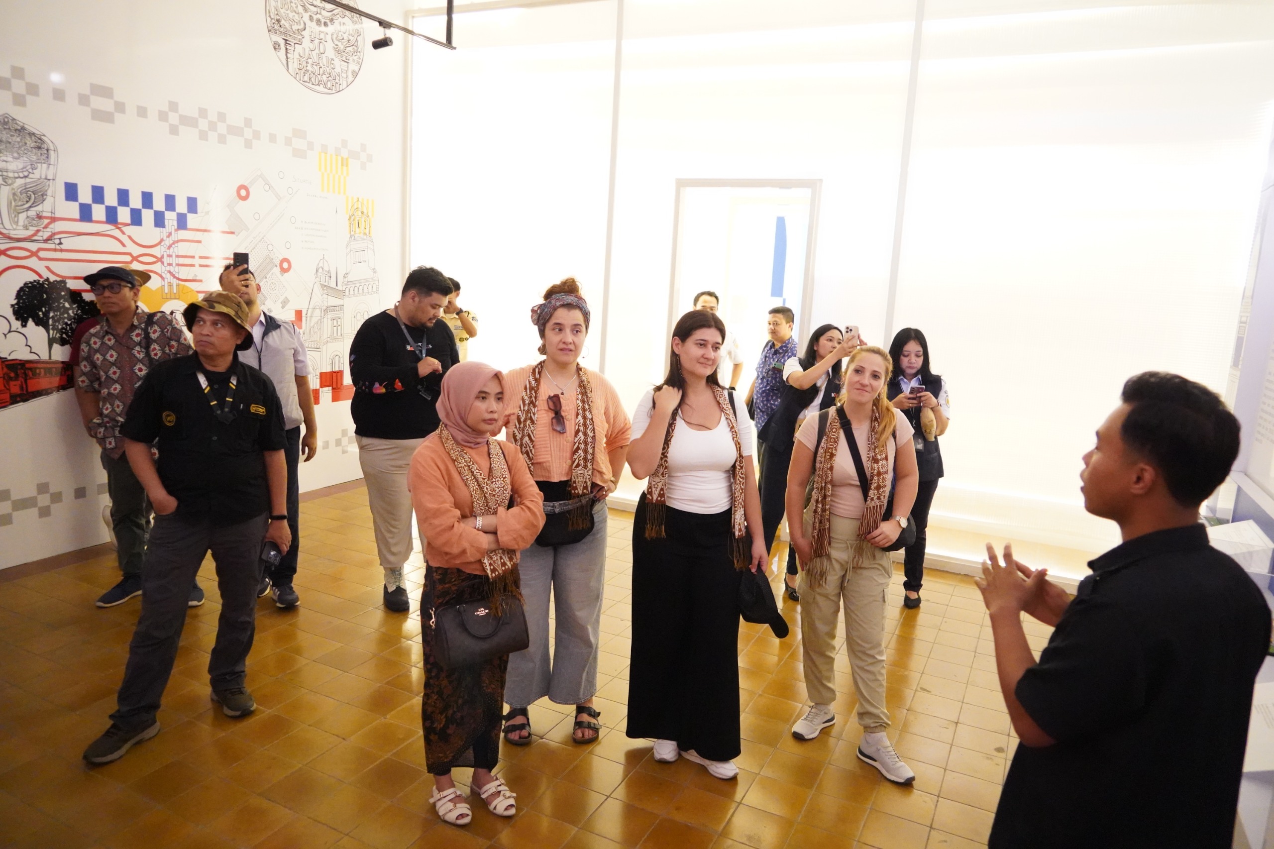 KAI Wisata Bersama Kementerian Pariwisata Republik Indonesia Dukung Promosi Wisata Heritage Semarang Melalui FAM Trip