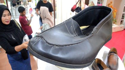 Sepatu Bunut, Jejak Kejayaan Industri Bangkit Dari Tangan Para Perajin