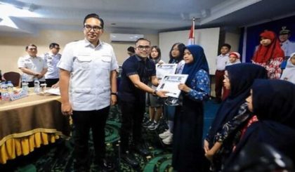 Wali Kota Medan Rico Tri Putra Bayu Waas Beri Apresiasi Anak-Anak Jurnalis Medan Ukir Prestasi