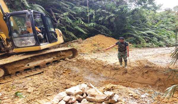 Lanjutkan Pembukaan Jalan