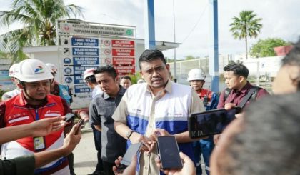 Gubernur Sumatera Utara, Muhammad Bobby Afif Nasution, di Fuel Terminal (FT) Gunungsitoli